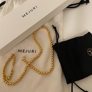 New Mejuri golden metallic sphere necklace/chocker